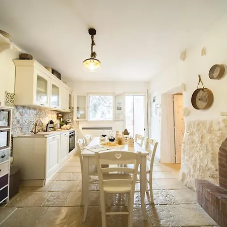 Il Trullo Di Mamma Lucia-luxury Villa