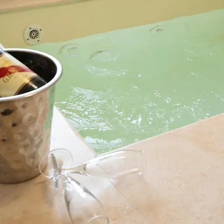 Villa Il Trullo Di Mamma Lucia-luxury
